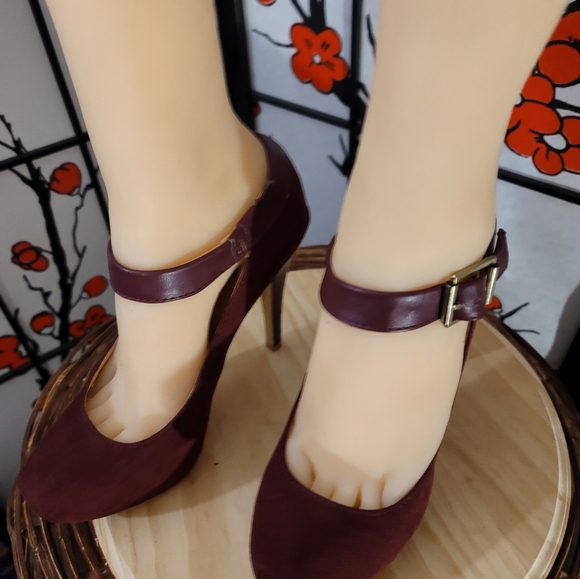 PENNY LOVES KENNY MARY JANE SNKLE STRAP SUEDE LEATHER HEELS/SIZE 7 - Picture 3 of 11